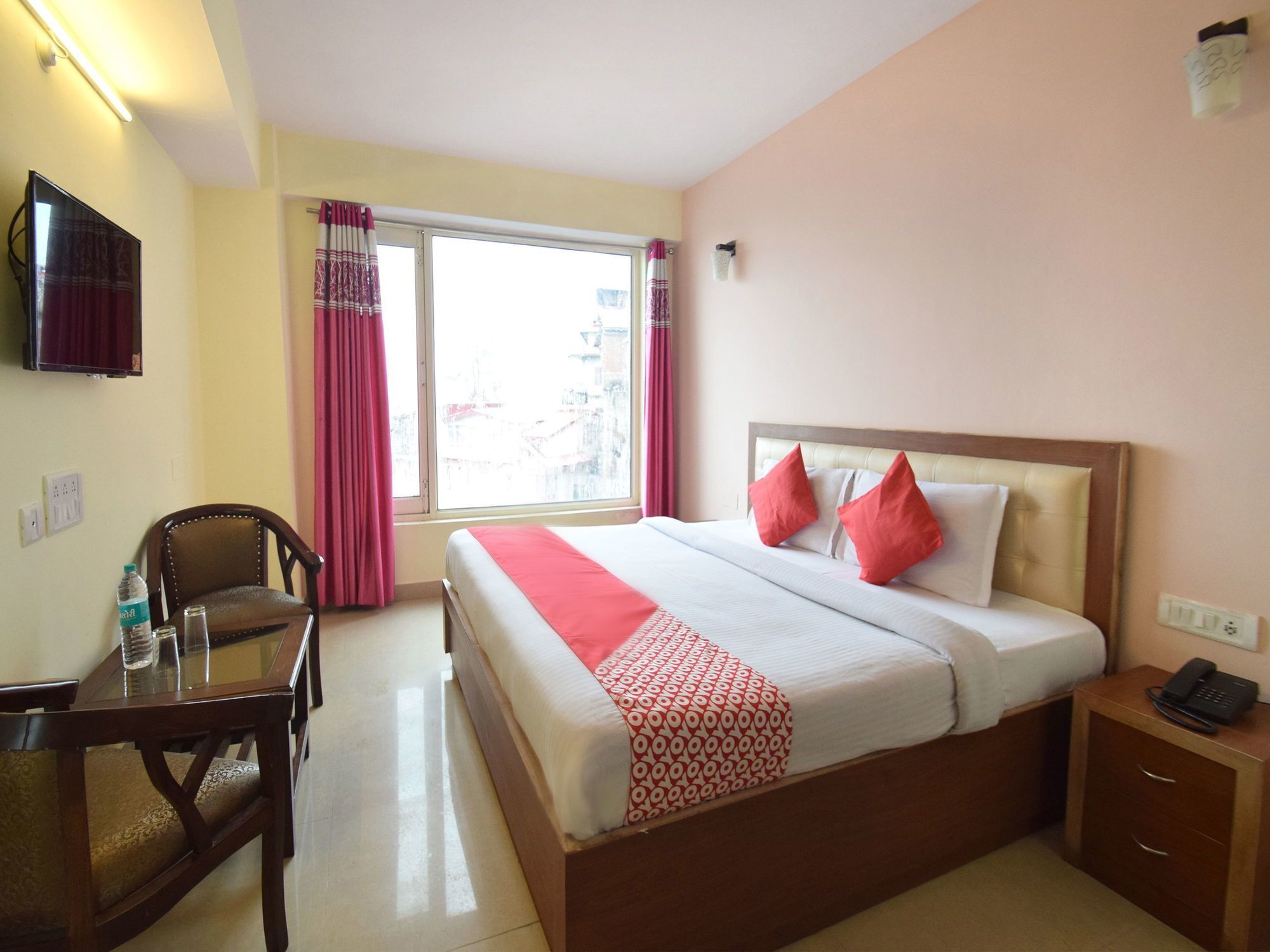 Oyo 8439 Hotel Howard Shimla Bagian luar foto